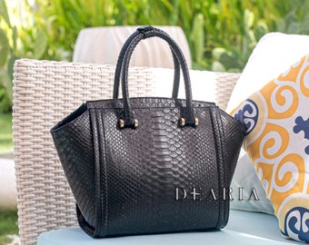 Black Python Leather Tote Bag – Exotic Snakeskin Structured Handbag
