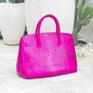 【関税&送料込】V° 73 Bags Fuchsia Louis Vuitton Fuchsia Monogram Taigarama Canvas Outdoor