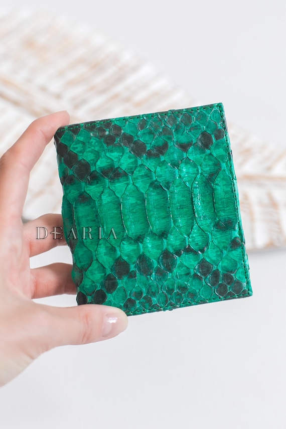 Emerald Green Python Skin Card Wallet – Exotic Leather Bifold Wallet for Women