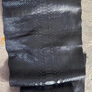 Cartera de lujo multicolor de piel de pitón - Bolso de mano largo con solapa de piel de serpiente exótica para mujer imagen 18