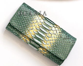 Emerald Green Python Leather Wallet: Luxury Snakeskin Flap Wallet