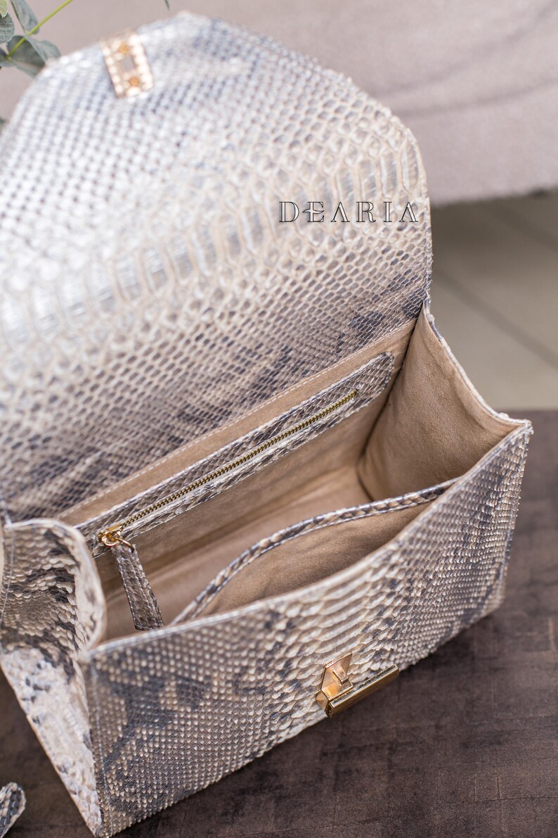 Perlenpython-Ledertasche - Elegante Crossbody-Geldbörse mit Top-Griff Bild 11