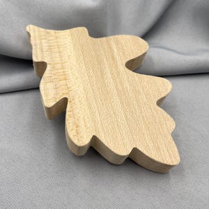 Unfertiger hölzerner dicker Blatt-Ausschnitt, Eichenblatt-Form, Herbst-Woodcrafts, Stehmantel-Dekor, leer, bereit zum Bemalen, Basteln für Kinder