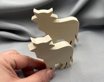 Small Wooden Cow Cutout, Unfinished Animal Shape, Rustic Standing Shelf Decor, Thick Blank DIY Craft for Kids, ready to Paint