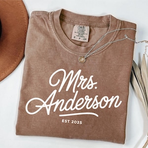 Comfort Colors Personalized Mrs Shirt, Custom Mrs Shirt, Mrs Last Name Shirt, Bride Tee, Bachelorette Party Gift, Bridal Shower Shirt
