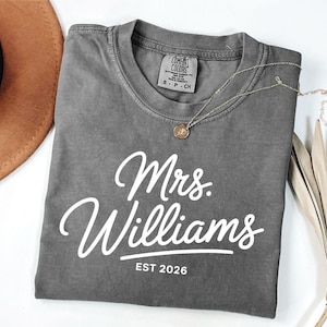 Comfort Colors Personalized Mrs Shirt, Custom Mrs Shirt, Mrs Last Name Shirt, Bride Tee, Bachelorette Party Gift, Bridal Shower Shirt