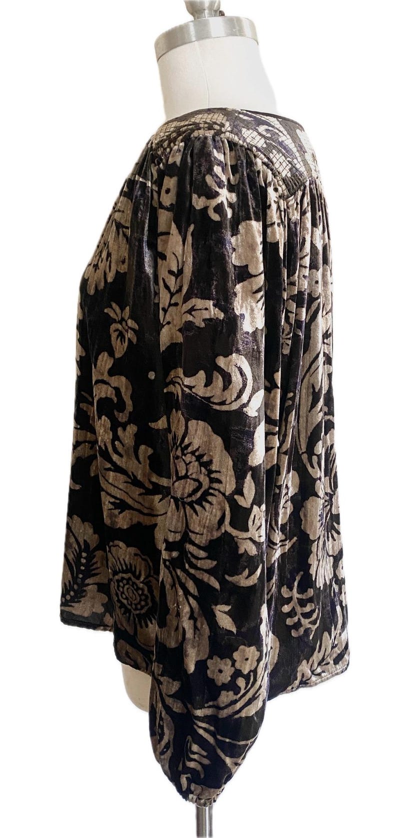 Blusa de terciopelo arrugado brillante de Anthropologie, talla mediana imagen 6