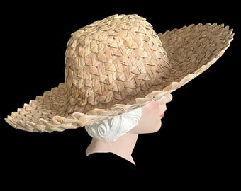 Vintage, Handwoven, Pandan Hat, 22”