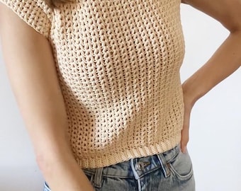 Summer crochet T-shirt with puff stitches (topdown design)
