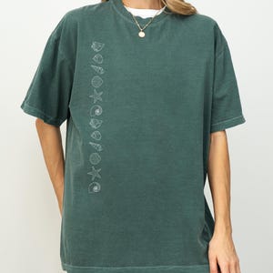 Comfort Colors® Sea Shells 90s Vintage Style Tshirt, Retro Y2k Ocean Shell Shirt, Sea Lovers Shirt, Summer Ocean Shirts, Cute Sea Animal Tee
