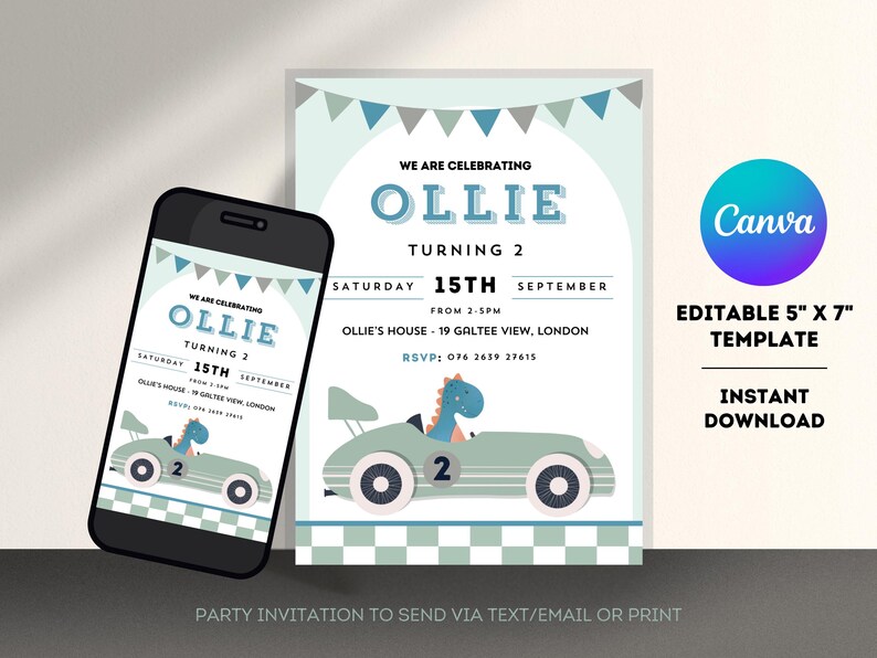 K&ouml;nnte beinhalten: Editierbare Partyeinladungsvorlage im Format 12,7 cm x 17,8 cm f&uuml;r einen 2. Geburtstag. Die Einladung zeigt ein blaues und gr&uuml;nes Rennauto mit einem Dinosaurier-Fahrer. Der Text lautet "We are celebrating Ollie turning 2. Saturday 15th September from 2-5pm. Ollie's House - 19 Galtee View, London. RSVP: 076 2639 27615."