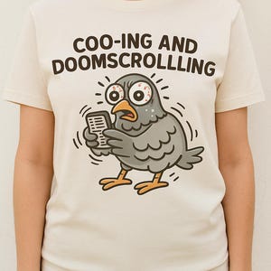 Camiseta de arrullo y doomscrolling - Divertida camiseta de paloma ansiosa para adictos a internet - Camiseta con meme de pájaro de dibujos animados - Regalo de humor absurdo