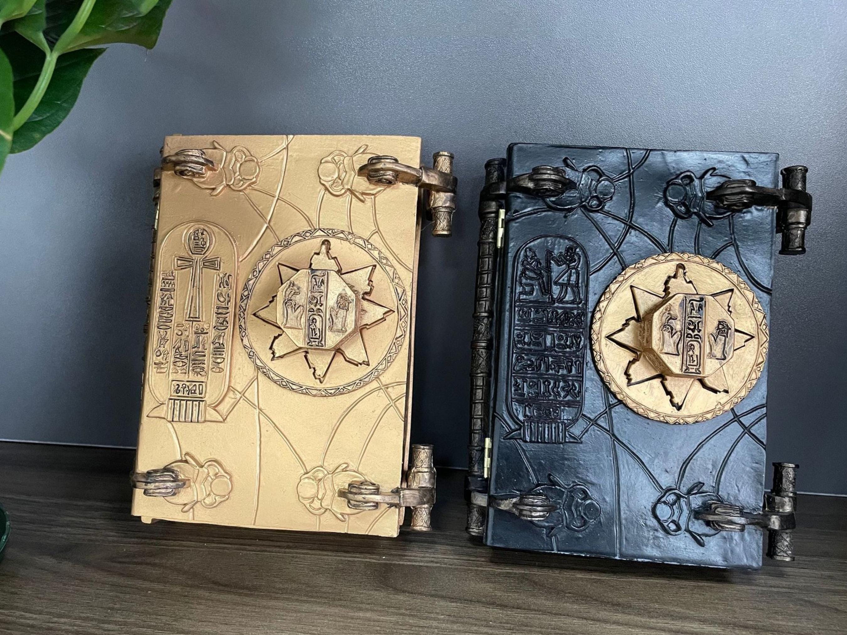 死者の書』の小道具 - 古代エジプトのミイラのレプリカ、室内装飾