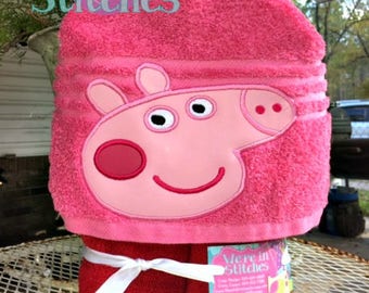 Peppa Pig Hooded Towel, bath towel, beach towel, pool towel, birthday gift, appliqued towel, appliqued gift, children's gift, child gift