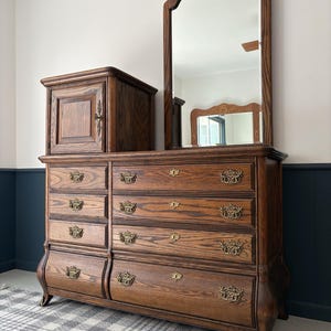 Vintage Provincial Oak Dresser!