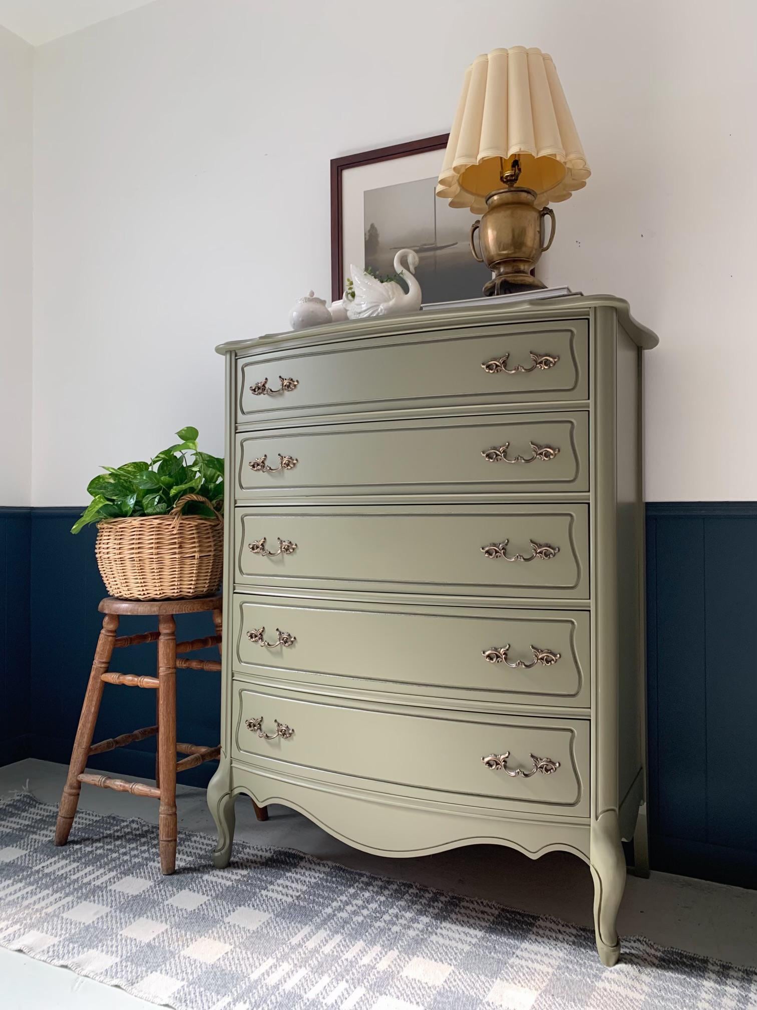 Vintage Bassett Dresser - Etsy Vintage Bassett Dresser - Etsy