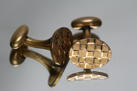 Antique Gold Tone Bean Back Cufflinks - image 4