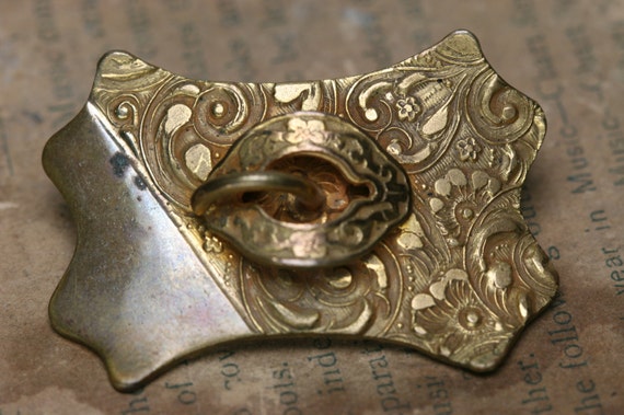 Vintage Gold Tone Metal Buckle Brooch - image 1