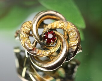 Brooch- 10k gold filled Entwined Celtic Knot Brooch