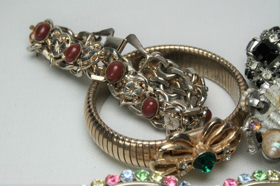 Lot of Vintage Fashion Jewelry Bracelets - 6 Brac… - image 3