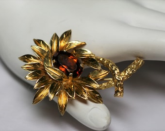 Vintage 18K and Citrine Floral Brooch