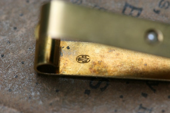 Vintage Scarf or Lingerie Clip - Gold Tone Metal … - image 5