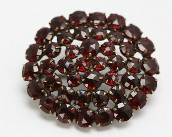 Vintage Gold Tone Metal and Garnet Colored Glass Stone Brooch