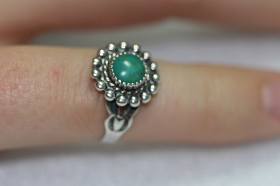 Ring- Vintage Sterling and Turquoise Southwestern… - image 5