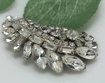 Vintage Silver Tone Metal Clear Rhinestone Brooch