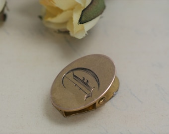 Vintage Gold Tone Scarf or Tie Clip - Engraved  Letter D