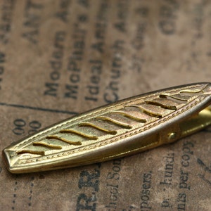 Vintage Gold Front Small Tie or Scarf Clip