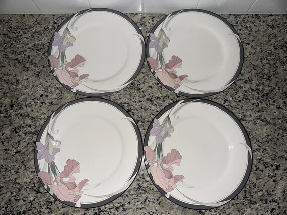 Noritake New Decade Café Du Soir 9091 Dinner Plates - Set of Four