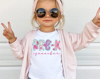 Anpassad namnförberedd T-shirt för flickor, förskoletröja, förskoleklasströja, tillbaka till skolan-tröja, första skoldagen-tröja, förskoletröja