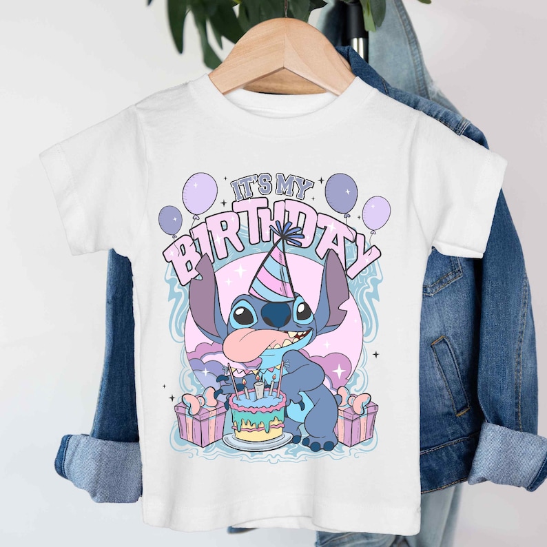 a t - shirt with a stitching stitch stitch stitch stitch stitch stitch stitch stitch