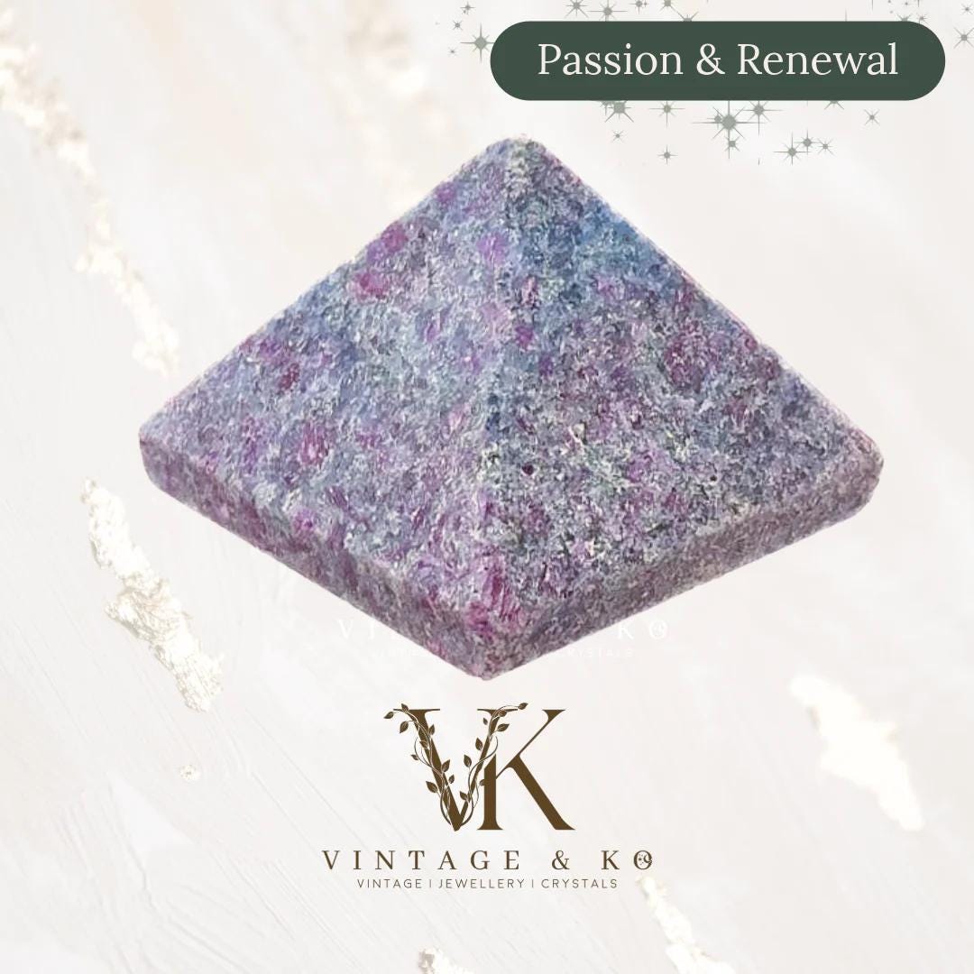 Small Ruby Fuchsite Crystal Pyramid Carving |1.5cm - Etsy