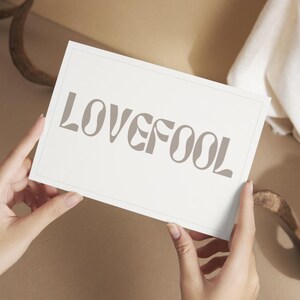 10 tarjetas románticas estéticas para imprimir con frases breves y sinceras: perfectas para regalar, decorar y felicitar a tu pareja