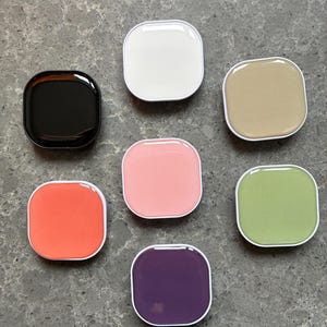 Square Silicone Phone Pop Socket: Grip Holder in different colours