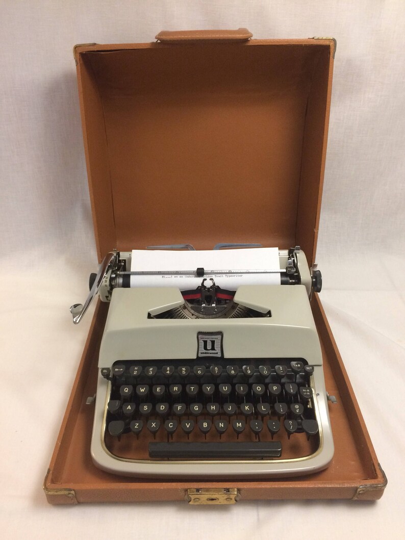 1950s Underwood Typewriter Made in Canada Etsy