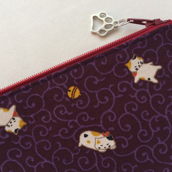 Karakusa & Neko Zipper Pouch / Coin Purse or Pencil Case - Japanese Traditional Pattern - Sleeping Maneki Neko