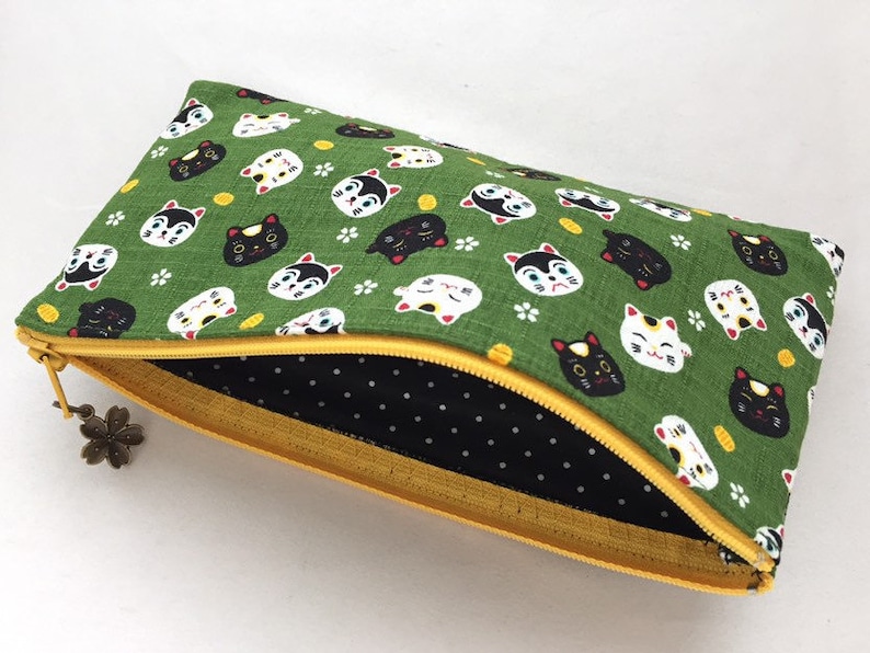 Matcha Green Maneki-neko /& Hariko-inu Zipper Pouch Coin Purse or Pencil Case