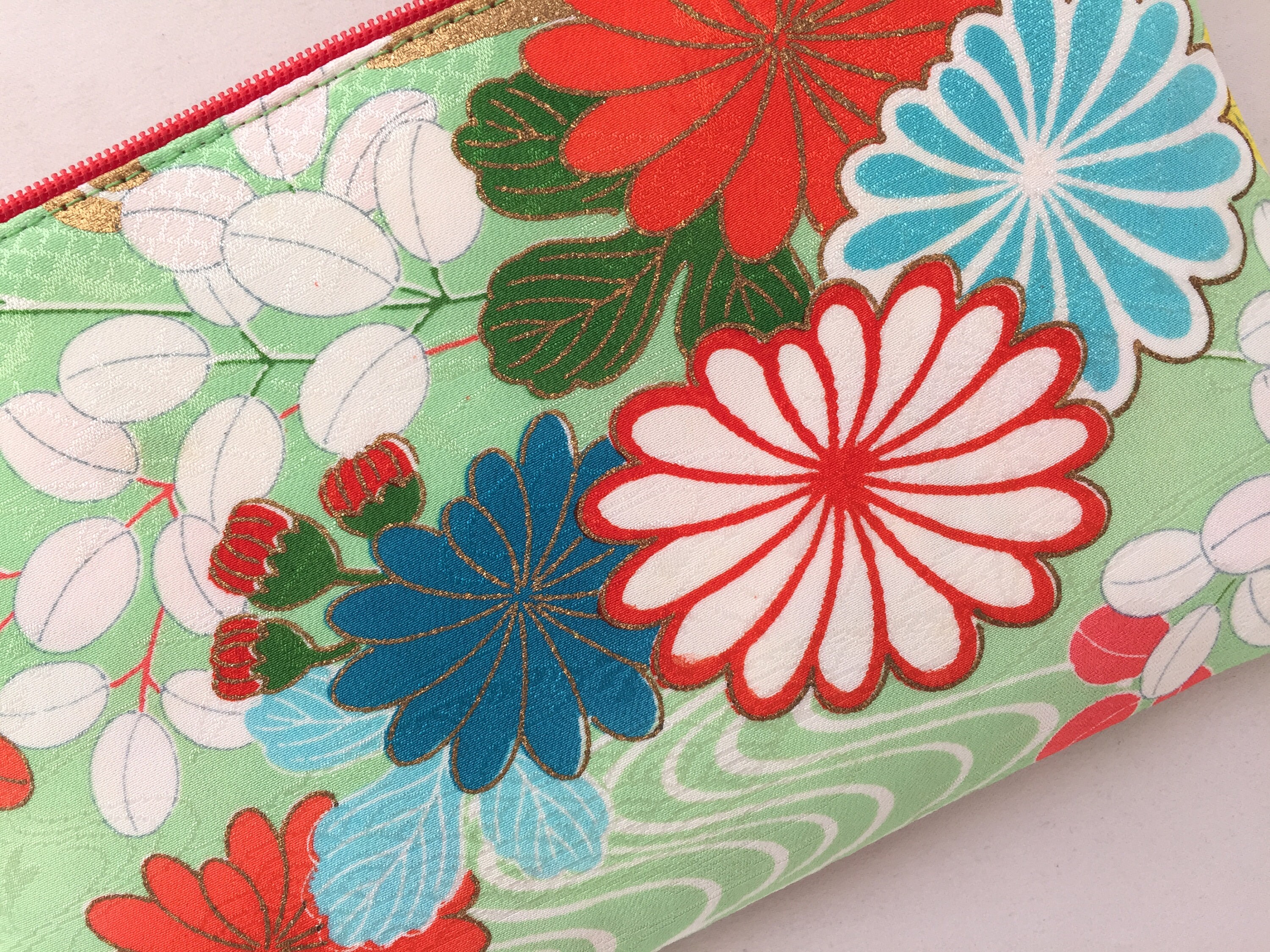 専用　リメイク✿ オーダー　和小物　5点セット Upcycled Vintage Kimono Zipper Pouch 5”x8” - White Camellia