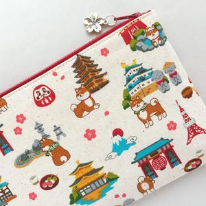 Shiba-inu Zipper Pouch - Japanese Kawaii  Dog - Shiba Traveling Japan