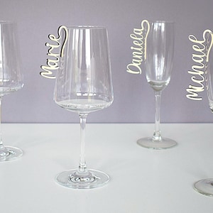 Namensschild für Glas, Platzkarte für Glas, Namensschild zum einhängen aus Holz - personalisiert für Hochzeit, Taufe, Geburtstag, Party