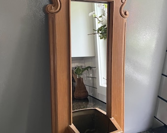 Vtg. Homco Burwood Faux Wood Wall Hanging Decor w/ Pocket Plant Holder.