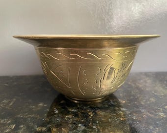 Vtg. Brass Handmade Ornate Chinese Engraved Design Trinket, Catchall, Key Holder Bowl.