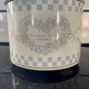 Vtg. 80's Rival Potpourri Mini Crock Pot Blue Heart Cottagecore. Tested!