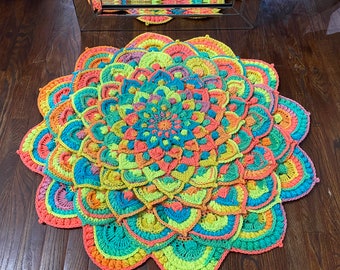 32x32"Handmade Crochet Flower Doily Blanket Wall Hanging, Round Lotus Flower rug, Baby Shower Gift Blanket, Photography Props Blanket