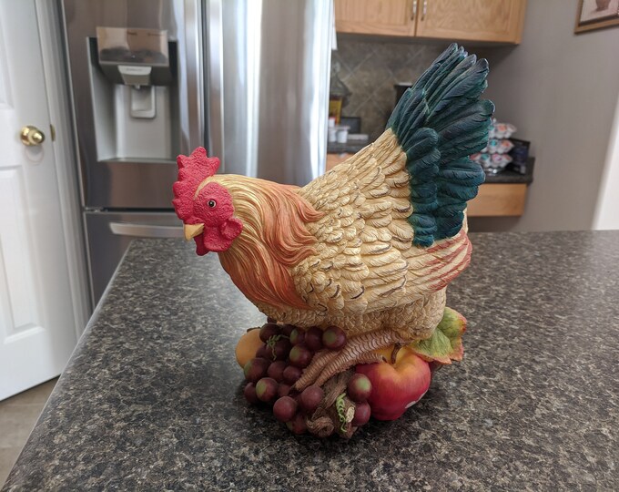 10 Inches Tall Chicken Fibre Reinforced Plastic Statue, Chicken Statues