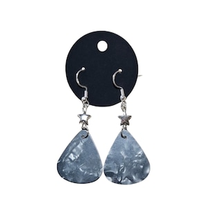 Guitar Pick Earrings: Pearlized Plectrum with Hematite Star