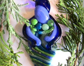 Glass Ornament Family of 6 Holiday Decoration with Mother Father Siblings 4 Kids Children Handblown in Custom Colors